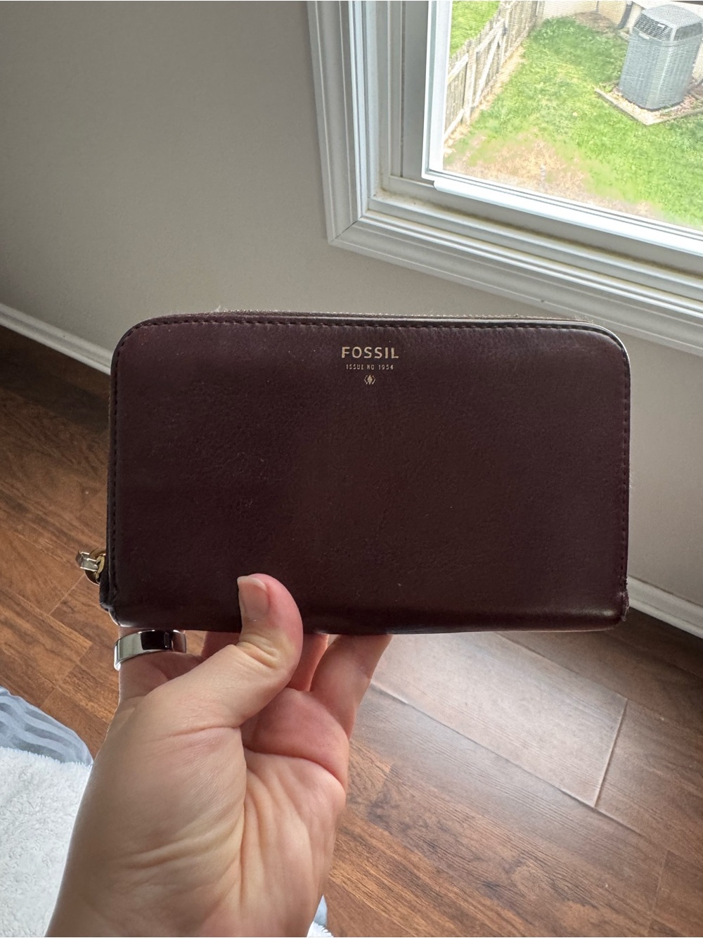 Fossil Brown Zip-Around Leather Wallet